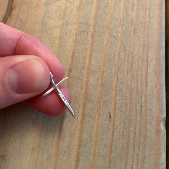 New in package sterling silver cross charm - Picture 3 of 5